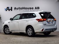 begagnad Mitsubishi Outlander P-HEV 2.4 Hybrid 4WD Bränslevärmare Drag