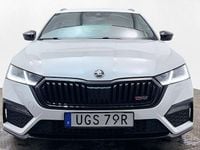 Begagnad Skoda Octavia Comfort 245 HK (180 kW) 2021 Vit Kombi