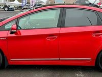 Begagnad Toyota Prius Executive 136 HK (100 kW) 2010 Röd Halvkombi