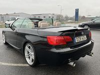 Begagnad BMW 330 Cabriolet Comfort Edition 245 HK (180 kW) 2010 Svart Cab