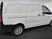 Begagnad Mercedes e-Vito 85 kW (116 HK) 2024 Vit (white) Minibuss