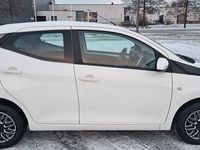 begagnad Toyota Aygo 5-dörrar 1.0 VVT-i Euro 6 Jul-Rea
