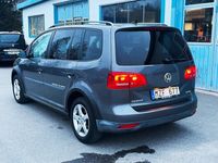 begagnad VW Touran Cross 2.0 TDI DSG