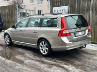 begagnad Volvo V70 1.6 DRIVe Geartronic Momentum | Drag | D-Värm