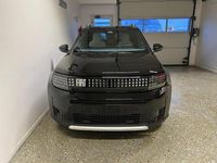 Ny Fiat Grande Panda La Prima 101 HK (74 kW) 2025 Svart Halvkombi