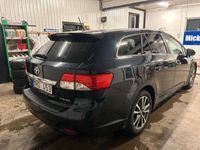 begagnad Toyota Avensis Kombi 2.2 D-4D Euro 5