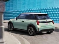 Begagnad Mini Cooper 136 HK (100 kW) 2024 Halvkombi