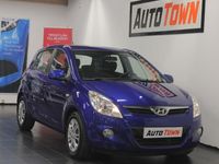 begagnad Hyundai i20 1.6 CRDi/ Nybesikt/ Nyservad/ M-värm (116hk)