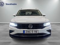 begagnad VW Tiguan Life TDI150 4M DSG Drag/Backkamera