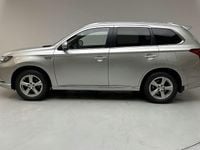 Begagnad Mitsubishi Outlander 136 HK (100 kW) 2020 Silver SUV