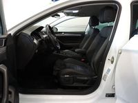 begagnad VW Passat Sportscombi GTE Hybrid 218hk Kamera D.krok