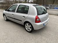 begagnad Renault Clio 1.2 Nybes /skatt tom 04/25