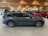 begagnad Skoda Octavia Combi iV DSG Sekventiell Komfort Plus 204hk