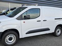 Begagnad Opel Combo 131 HK (96 kW) 2023 Vit Minibuss