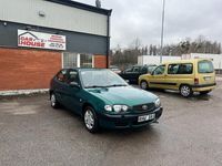 begagnad Toyota Corolla 3-dörrars Halvkombi 1.4 VVT-i