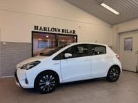 Begagnad Toyota Yaris Hybrid Active 101 HK (74 kW) 2019 Vit