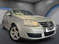 Begagnad VW Jetta 150 HK (110 kW) 2006 Silver Sedan