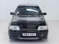 Begagnad Opel Kadett 116 HK (85 kW) 1986 Svart Halvkombi