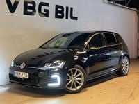 Begagnad VW Golf VII GTE 204 HK (150 kW) 2018 Svart Halvkombi