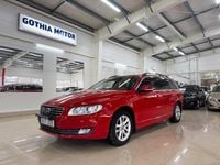 Begagnad Volvo V70 Momentum 190 HK (139 kW) 2016 Röd Kombi