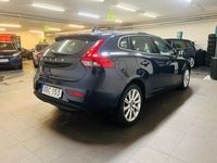 begagnad Volvo V40 D2 Summum 115hk