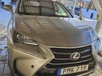 Begagnad Lexus NX300h 197 HK (144 kW) 2015 SUV
