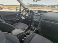 Begagnad Subaru Forester 150 HK (110 kW) 2016 Vit pärlemor SUV