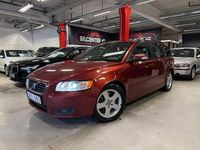 Begagnad Volvo V50 Momentum 136 HK (100 kW) 2008 Röd Kombi