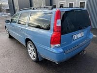 Begagnad Volvo V70 Kinetic 209 HK (153 kW) 2006 Ljusblå Kombi