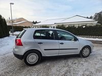 Begagnad VW Golf V Trendline 102 HK (75 kW) 2007