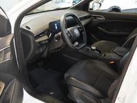 Begagnad MG MG3 180 HK (132 kW) 2024 Vit Halvkombi