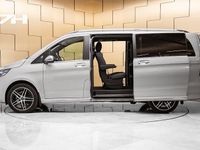 Begagnad Mercedes V300 AMG line 2025 Minibuss
