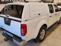 begagnad Nissan Navara Dubbelhytt 3.0 dCi V6 4x4, Navi, Dieselvärmare 2015, Transportbil