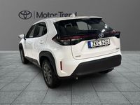 Begagnad Toyota Yaris Hybrid Active 117 HK (86 kW) 2022 Vit