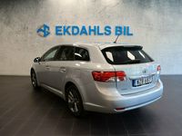 Begagnad Toyota Avensis 153 HK (112 kW) 2014 Silver Kombi