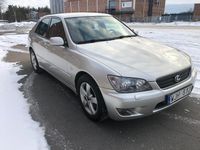 Begagnad Lexus IS200 155 HK (114 kW) 2005