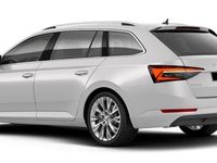 begagnad Skoda Superb iV Kombi Style DSG Plug-in Hybrid 2023, Kombi