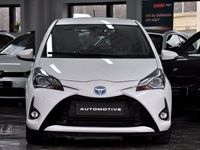 begagnad Toyota Yaris Hybrid e-CVT Navi B-kamera Euro 6