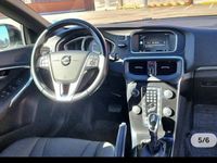 begagnad Volvo V40 CC D2 Powershift Momentum Euro 5