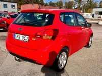 Begagnad Kia Venga Comfort 90 HK (66 kW) 2010 Röd Halvkombi