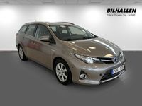 begagnad Toyota Auris Hybrid Kombi