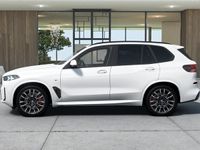 begagnad BMW X5 xDrive30d M Sport Pro Innovation Panorama Komfortstol DAP Drag