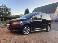 Begagnad VW Caddy 102 HK (75 kW) 2016 Svart metalic Minibuss