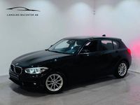 Begagnad BMW 118 Advantage 136 HK (100 kW) 2017 Svart Halvkombi