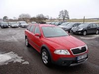 Begagnad Skoda Octavia Scout 140 HK (102 kW) 2008 Röd Kombi