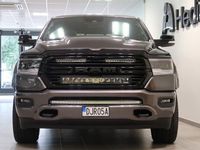 begagnad RAM 1500 CREW CAB 4X4 LAIE NIGHT EDITION