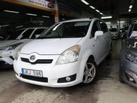 Begagnad Toyota Corolla 129 HK (94 kW) 2008 Vit Kombi