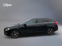 Begagnad Volvo V60 Momentum 231 HK (169 kW) 2018 Svart Kombi