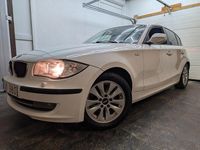 Begagnad BMW 118 Advantage 143 HK (105 kW) 2009 Vit Halvkombi
