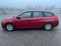 Begagnad Peugeot 308 SW Active 112 HK (82 kW) 2014 Mörkröd Kombi
